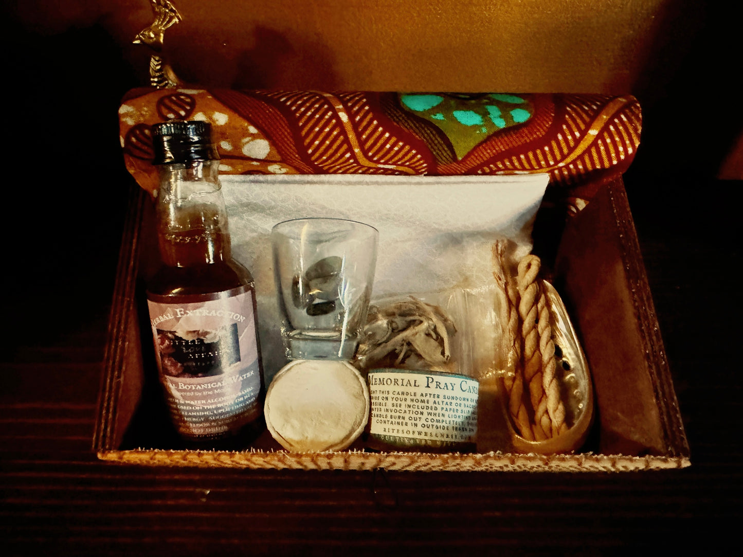 Altar on the Go Essentials Box | Kit image 2