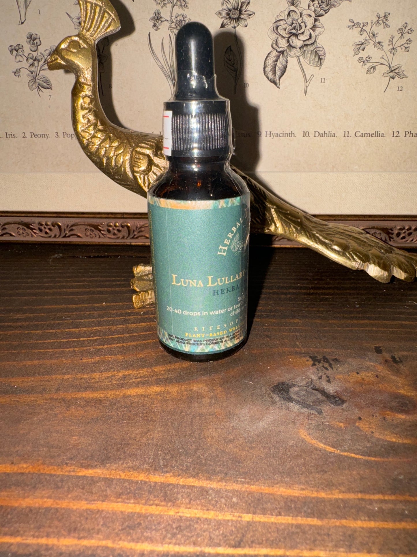 Luna Lullaby Sleep Tinctures | Specialty Extractions image 1