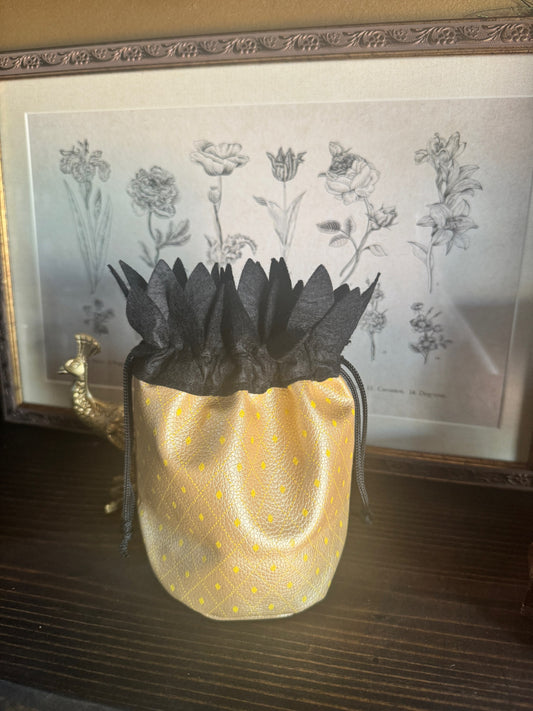 Pineapple pouch gift bag image 0